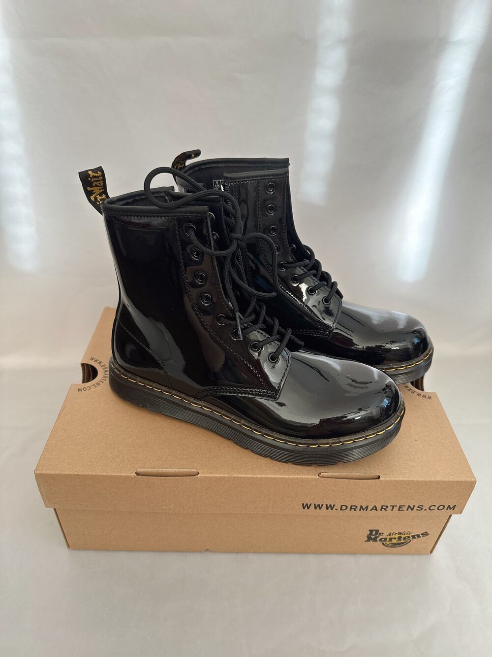 Dr. Martens Zavala Black Patent Lamper Leather Lace Up Ankle Boots US 6M 7L EU38